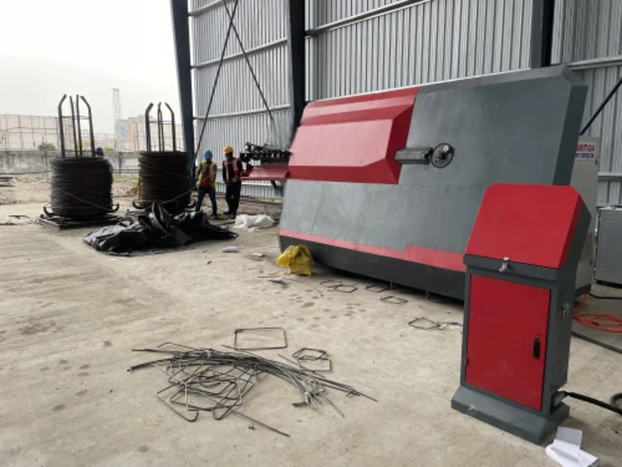 Automatic Bar Bending Machine D4 - Color: Red