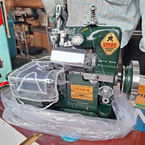 Vespa Overlock Sewing Machine - Operate Method: Manual