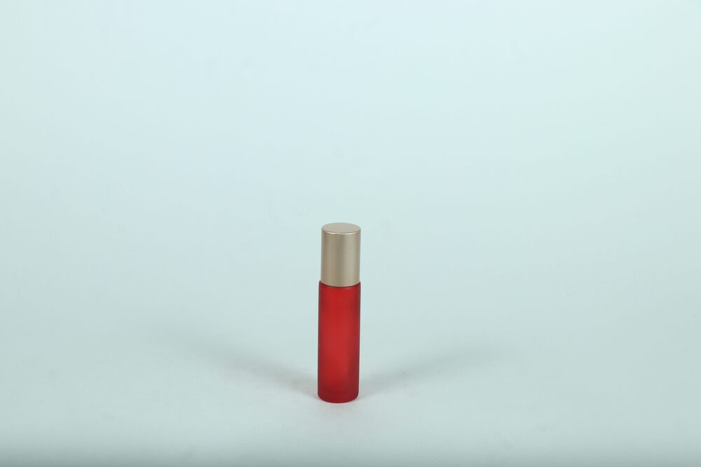 10ml Red Frosted Glass Rollon Bottle - Shape: Round