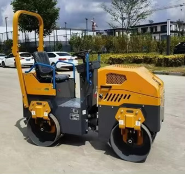 Ride On Roller Xmr120 Double Drum 3.5 Ton