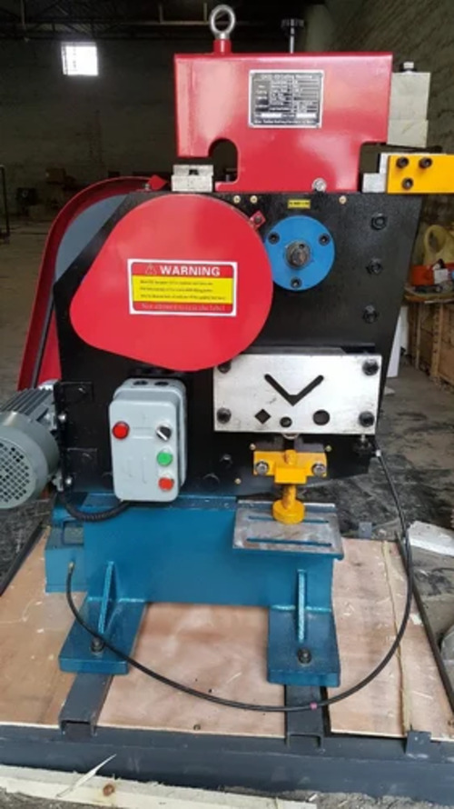 Iron Worker Qa32-10 - Color: Red