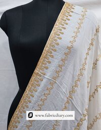 Dyeable Lining Embroidered Chinon Dupatta