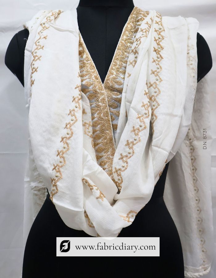 Dyeable Lining Embroidered Chinon Dupatta