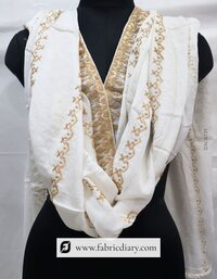 Dyeable Lining Embroidered Chinon Dupatta