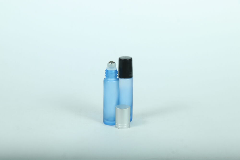 10ml Light Blue Frosted Glass Roll On - Shape: Round