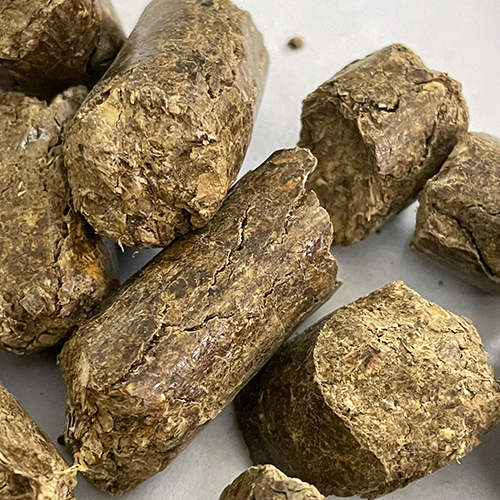 16Mm Groundnut Briquettes - Ash Content (%): Less Than 10%