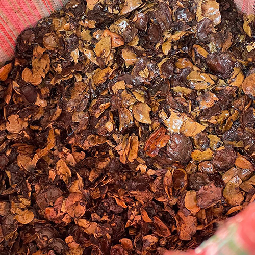 Cashew Nutshell Cake - Acid Value: 40a 80 Mg Koh/g Mgkoh/g