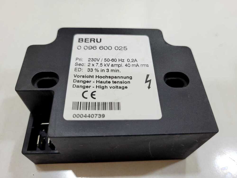 Beru- Federal Mogul Ignition Transformer - Color: Black