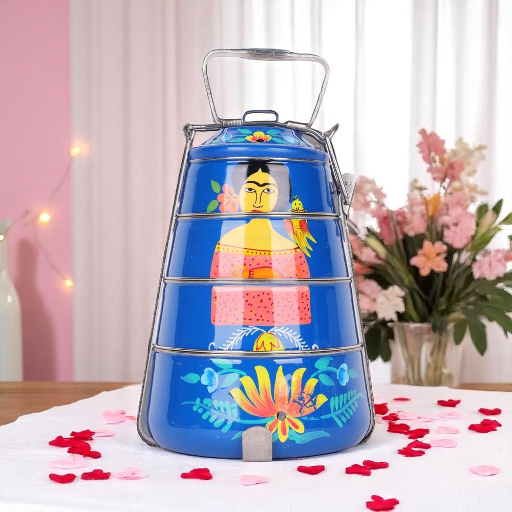 4 Tire Pyramid Tiffin - Color: Blue