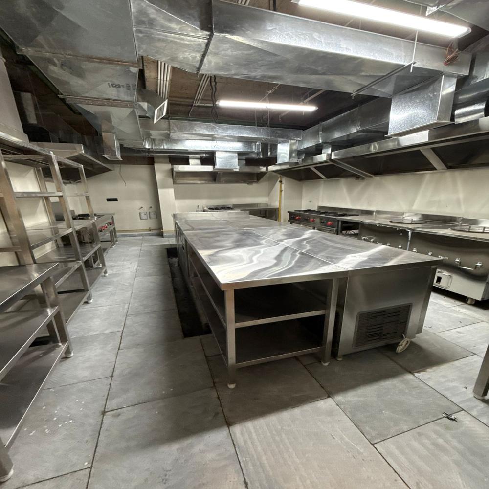 Commercial Kitchen - Material: Stainless Steel