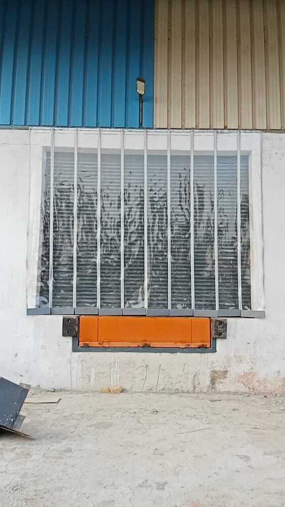 Industrial Vertical Blind - Plastic Material, 8x50 Meters, Transparent Color, 8 Inch Width, 2mm Thickness | Plain Style, Easy Assembly, Suitable For Homes, Offices, Hotels