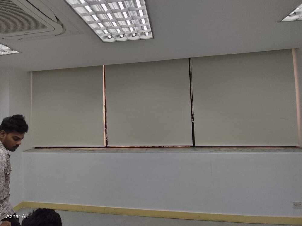 Roller Blind - Polyester, 118 Inch Width, Black Color | Horizontal Pattern, Anti-uv, Blackout, Eco-friendly, Easily Assembled, Heat-insulation