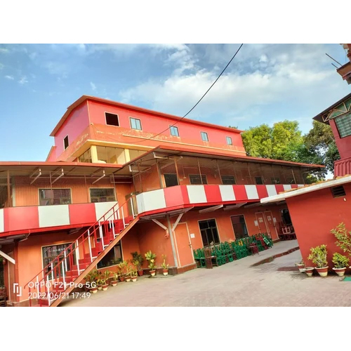 Insulated Prefabricated School Building - Floor Material: Cement