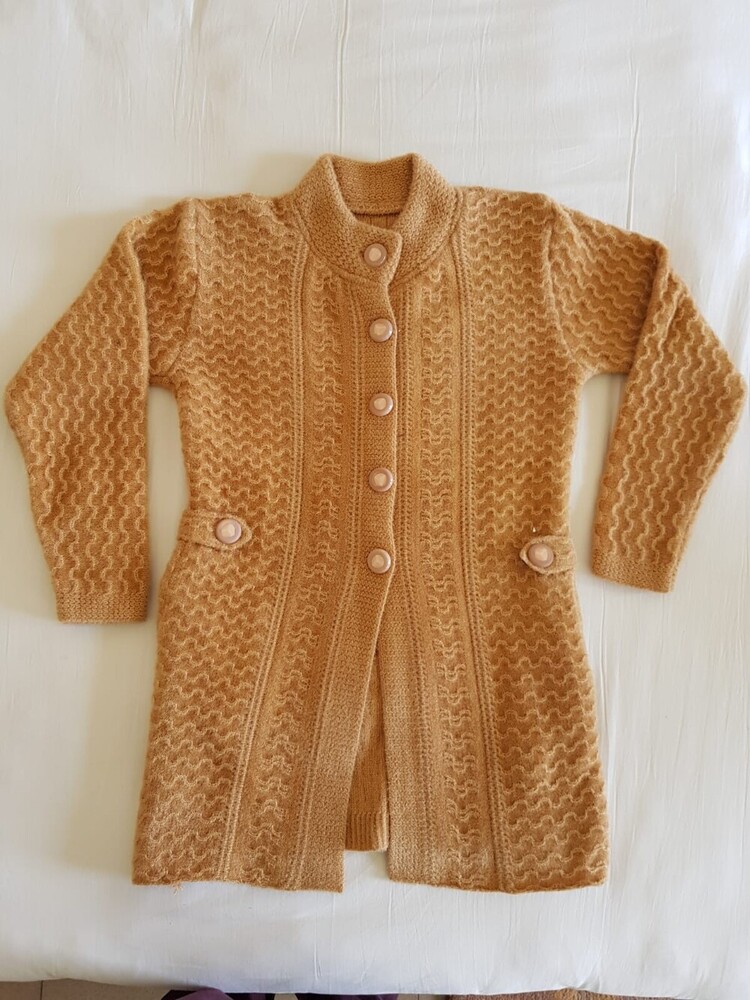 Sweaters and Cardigans Flat knitting Machine