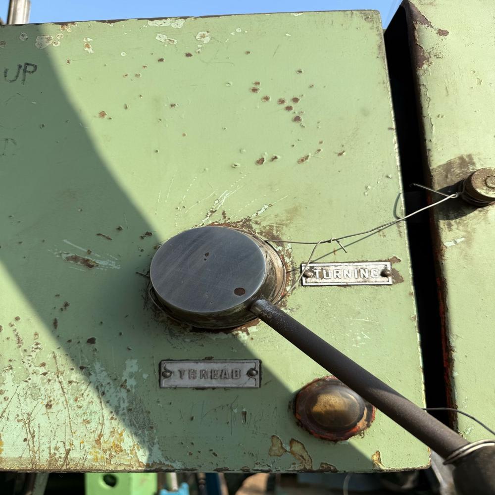 Vertical Turret Lathe Machine