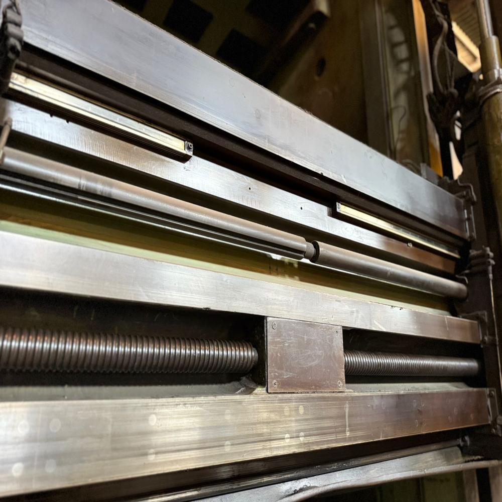 Vertical Turret Lathe Machine