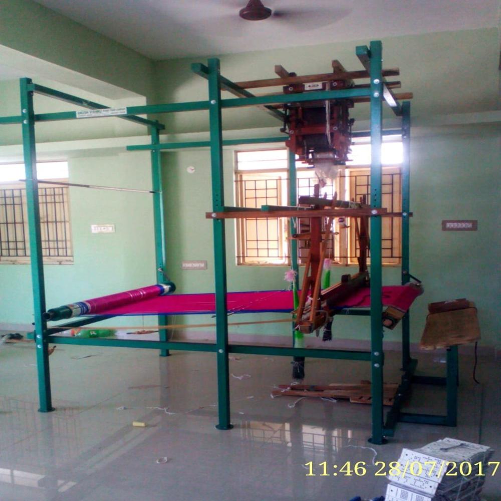 Industrial Hand Operated Loom 54