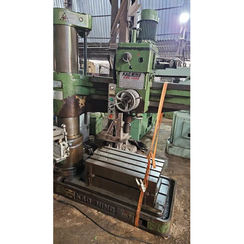 Radial Drilling Machine - Automatic Grade: Automatic