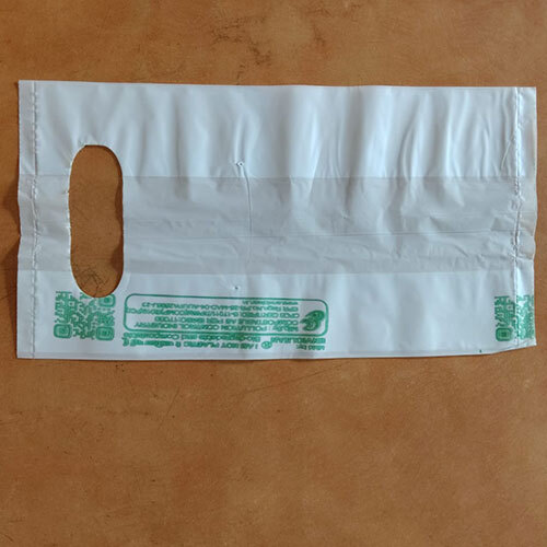 D Cut Bag White