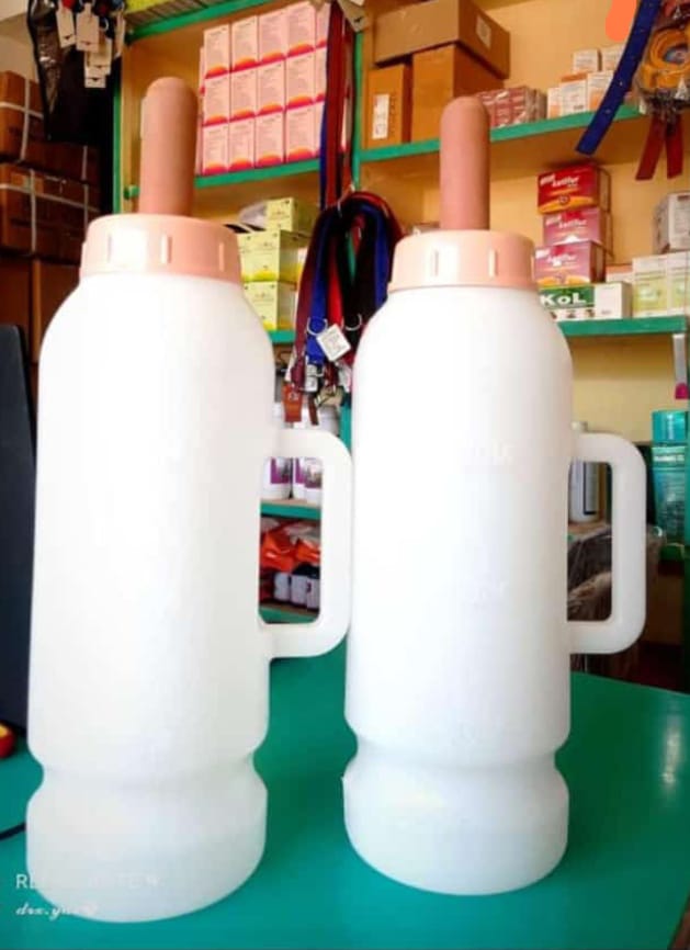 Oral Feeding Handle Bottle-Standard(500ml to 2.5 Ltr)