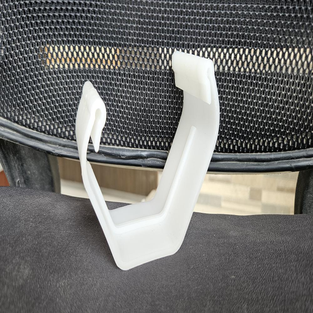 Poultry Chicks Feeder 3 Bend - Material: Plastic