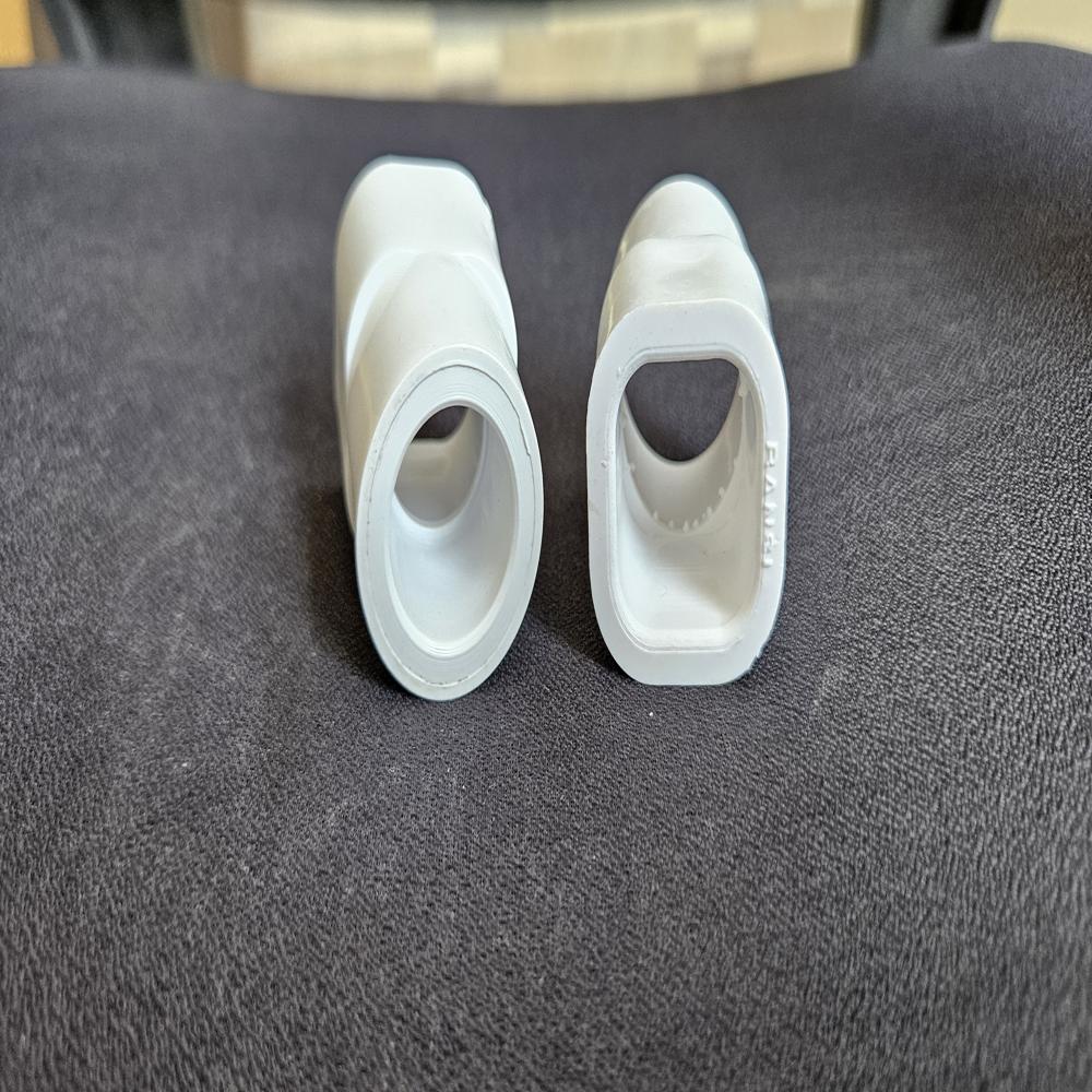 Poultry Square Pipe Lite - Material: Plastic