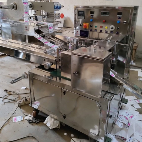 Cannula Fixator Packing Machine - Automatic Grade: Semi-Automatic
