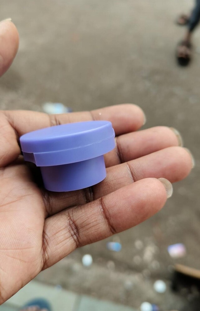 24mm T-shape Flip Top Cap - Color: White