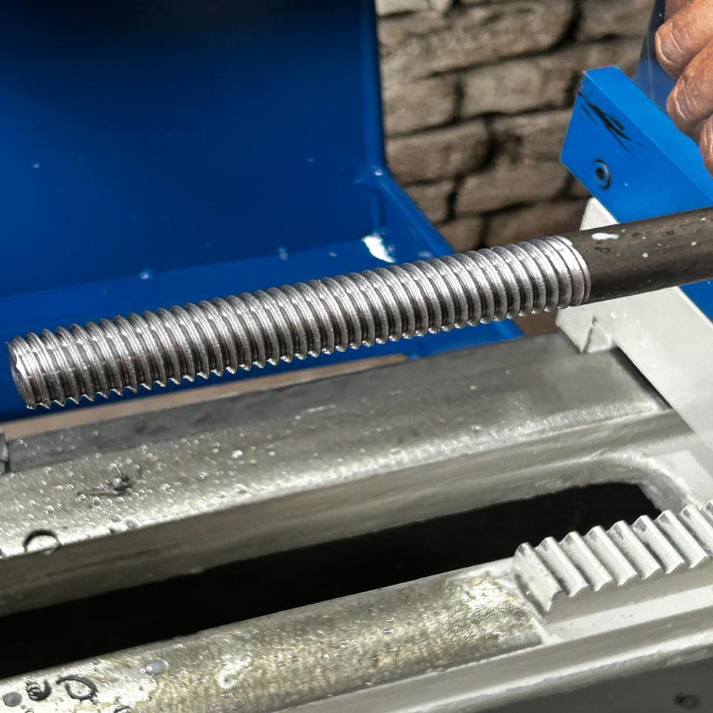 PVC Pipe Threading Machine