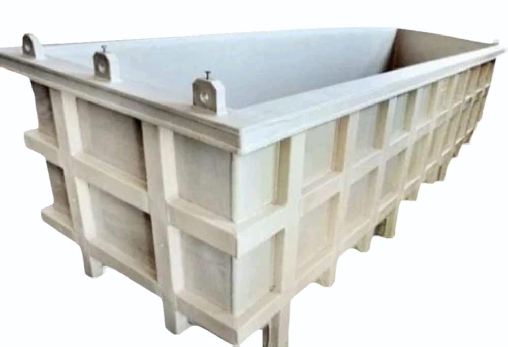 Pp Electroplating Tank - Customizable Dimensions, Variable Capacity | Grey Rectangular Design