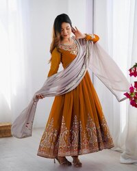 HEAVY GEORGETTE 3 PIECE SUIT