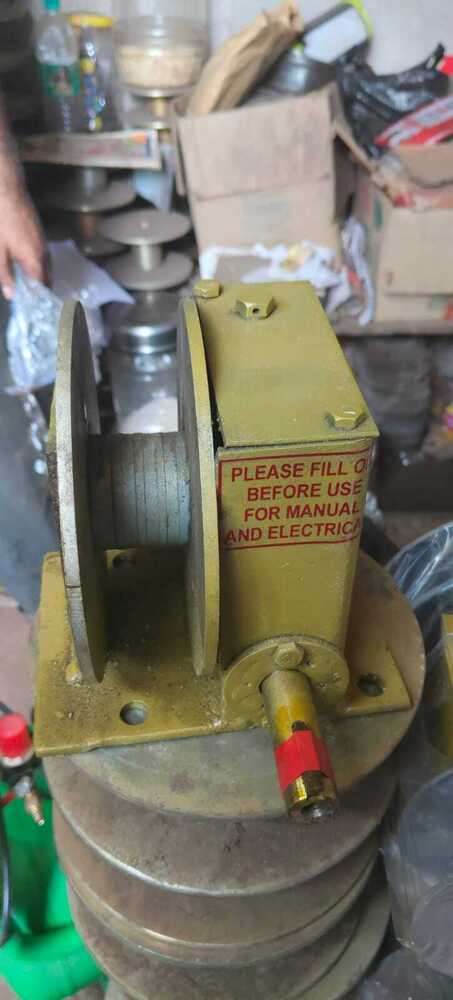 Single Drum Winch - Drum Capacity: 100 Kilogram(Kg)