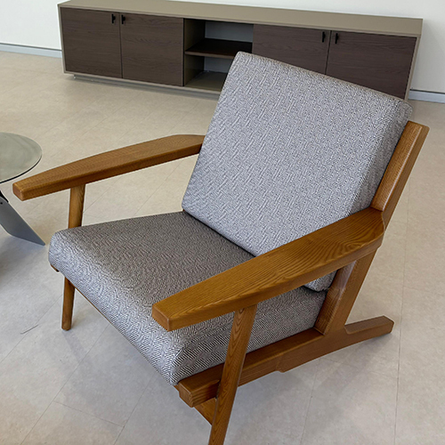 Wooden Lounge Chair - Color: Different Available