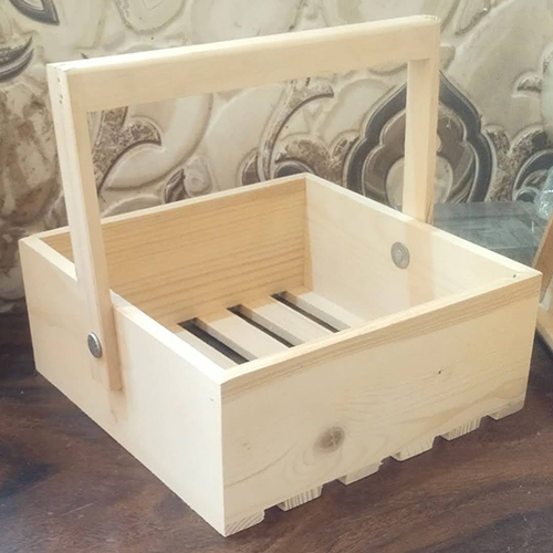 Pinewood Basket