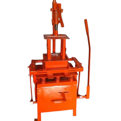 Manual Vibro Cement Concrete Block Machine - Capacity: 3500 Pcs/Hr