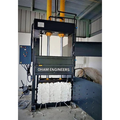 Single Box Double Cylinder Baling Machine With Bale Eject - Capacity: 100 Ton