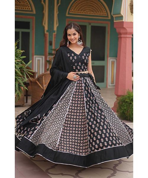 Designer Navratri Chaniya Choli with Real Mirror Work