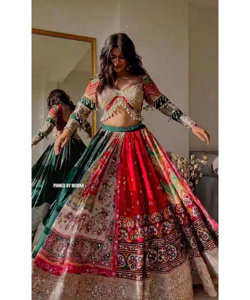 Gujarati Traditional Chaniya Choli For Navratri