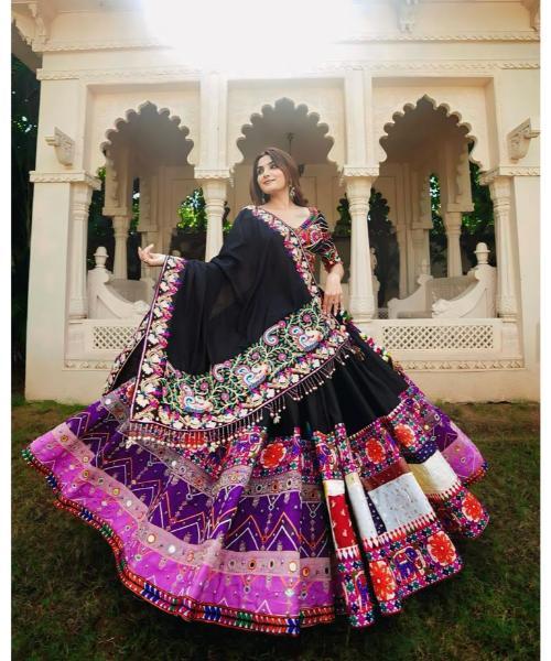 Gujarati Traditional Chaniya Choli For Navratri