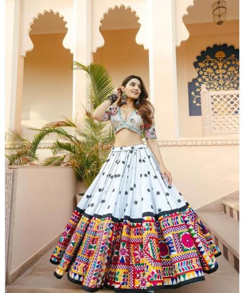 White Gamthi Work Cotton Lehenga Choli With Dupatta - Design: Classic