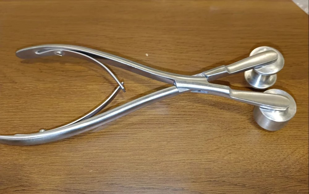 Milker Forcep 8" Inch - Application: Veterinary Purpose