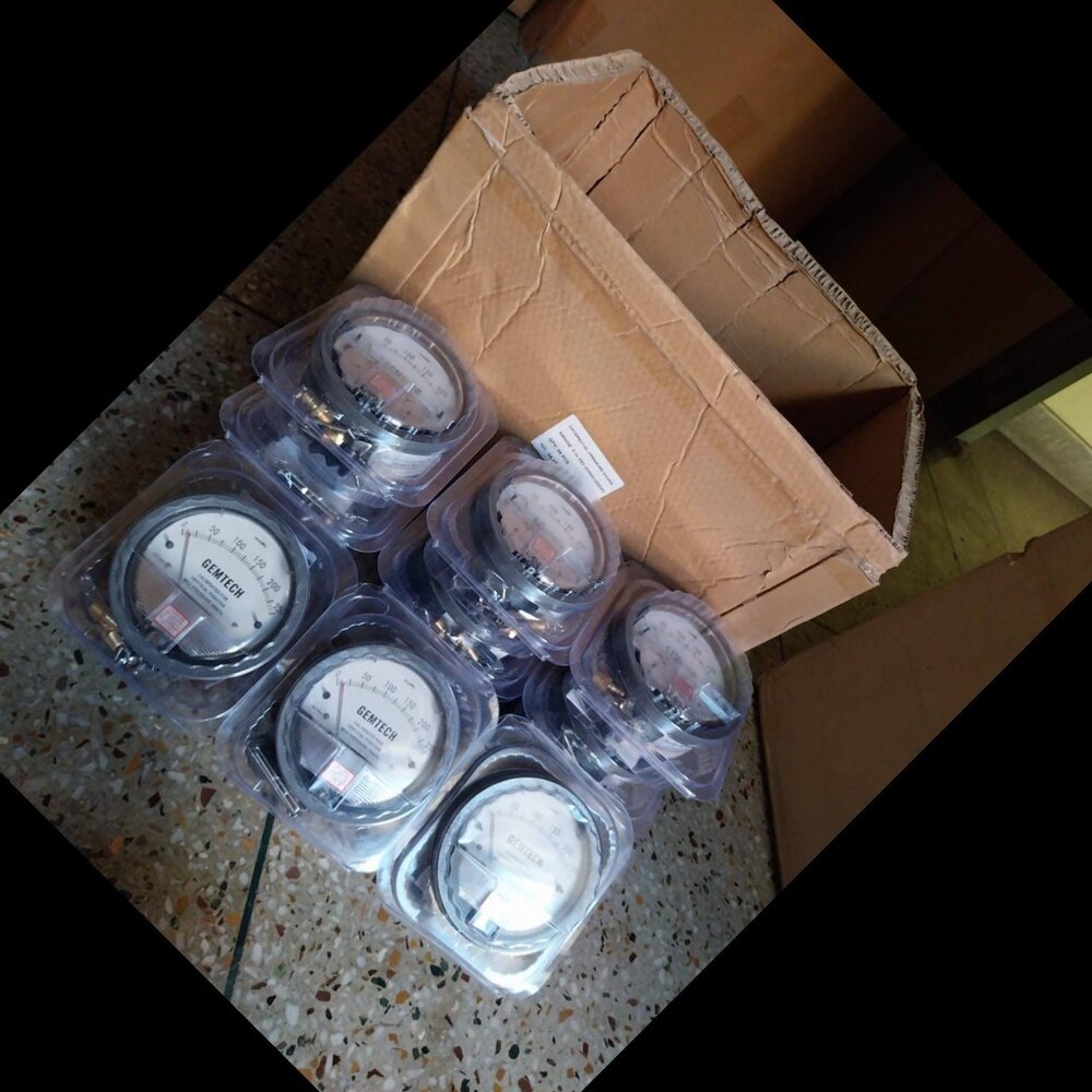 Gemtech Omega Differential Pressure Gauge In Ttc Industrial Area Navi Mumbai Maharashtra - Accuracy: 2% (-Ha Model 1) Of Fs (3% (-Ha 1.5%) On -0