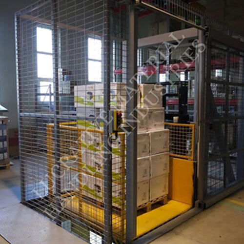 Cage Goods Lift