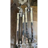 Tubular Level Indicator For Oil Industries - Accuracy: As Oer Requirement Gm