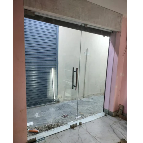 Swing Glass Door - Color: Transparent