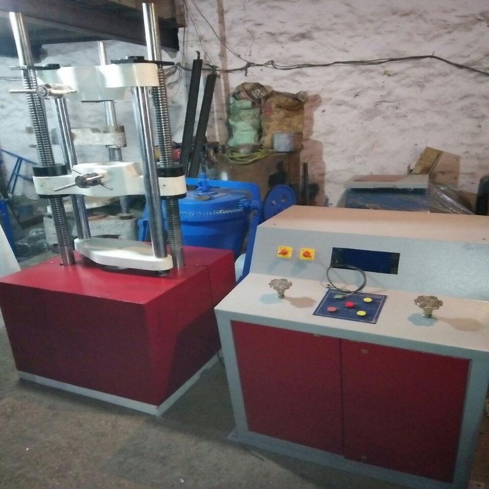 Industrial Universal Testing Machine - Automatic Grade: Semi Automatic