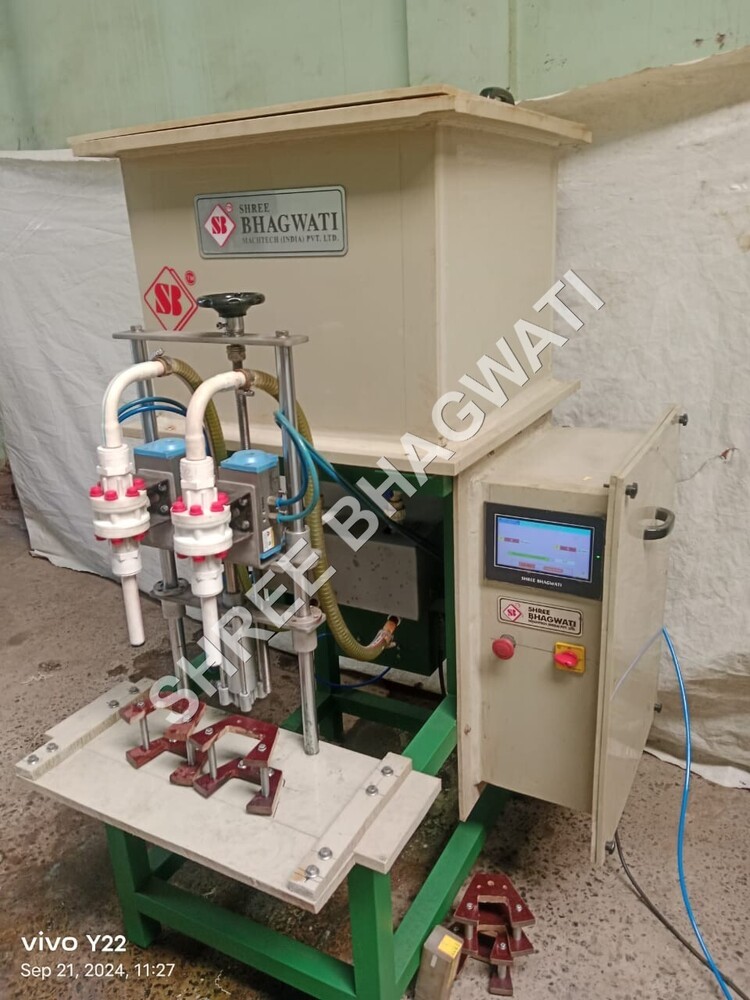 Semi Automatic Toilet Cleaner - Acid Filling machine