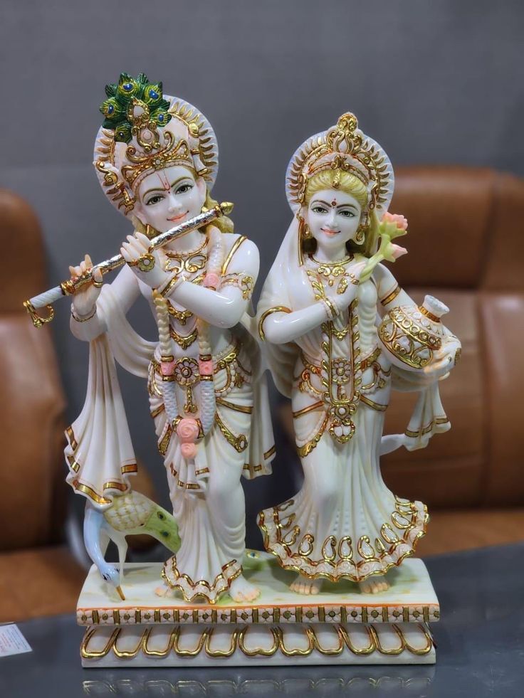 Decorative Marble Radha Krishna Idol with Fine Finishing