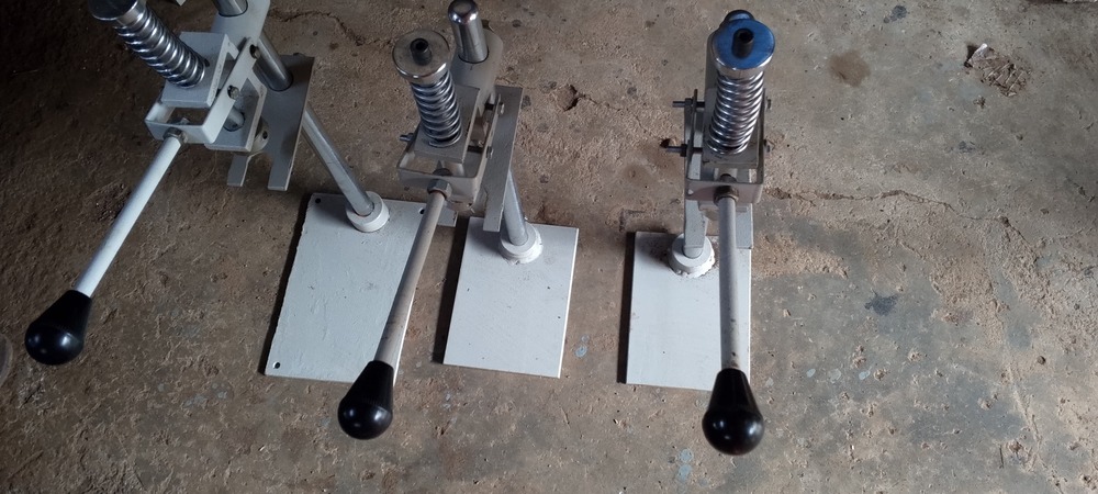 Manual Bottle Caping Machines - Color: Silver