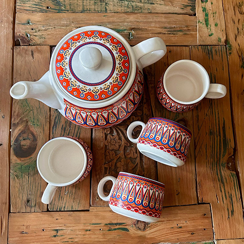Tea Kettle Set With 6 Cups